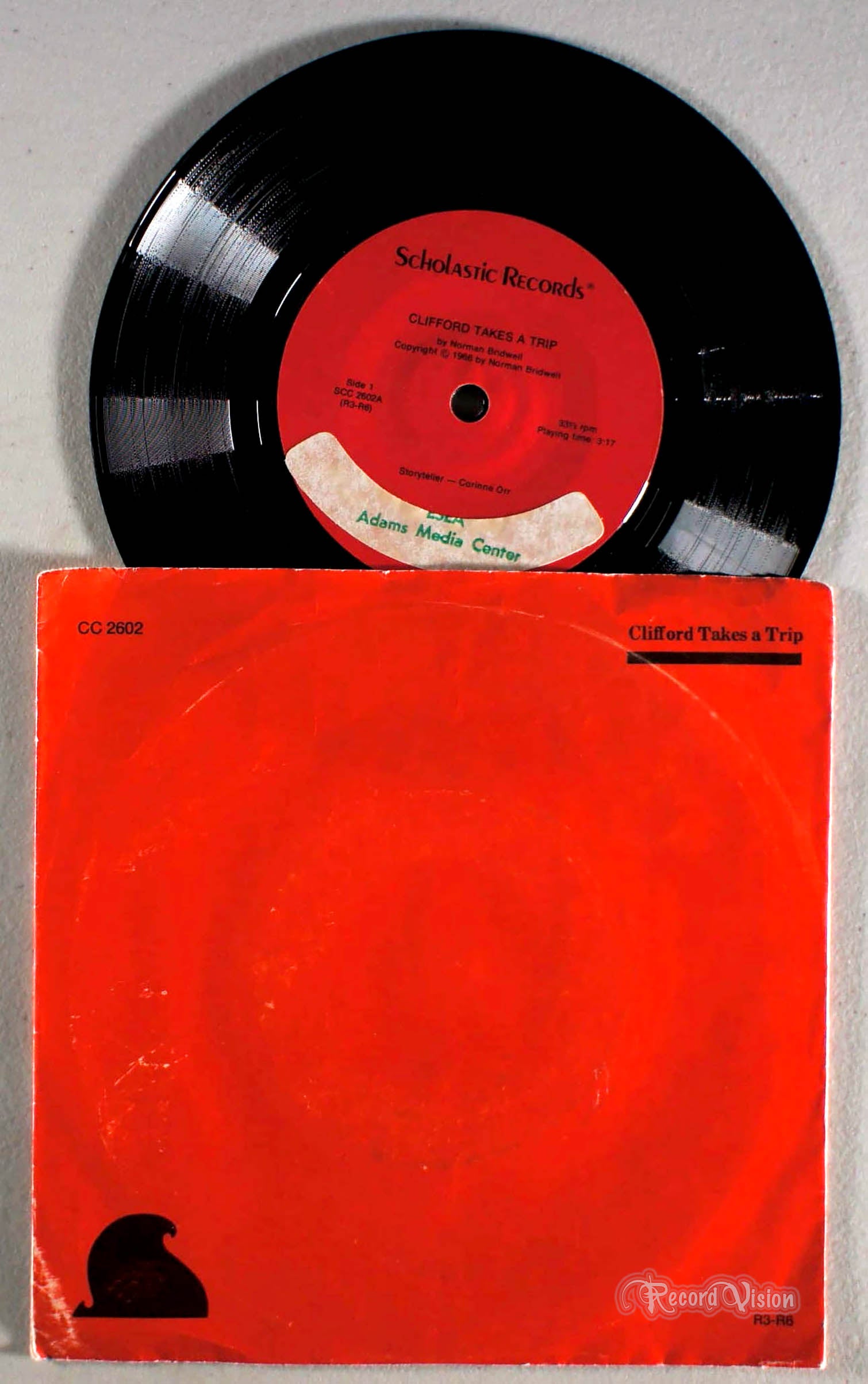 Scholastic - Clifford Takes A Trip (7") (front cover) Vinyl