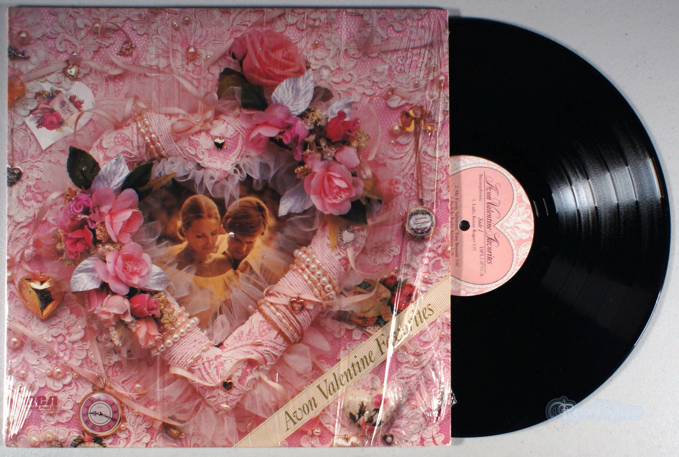 Avon - Valentine Favorites (front cover) Vinyl