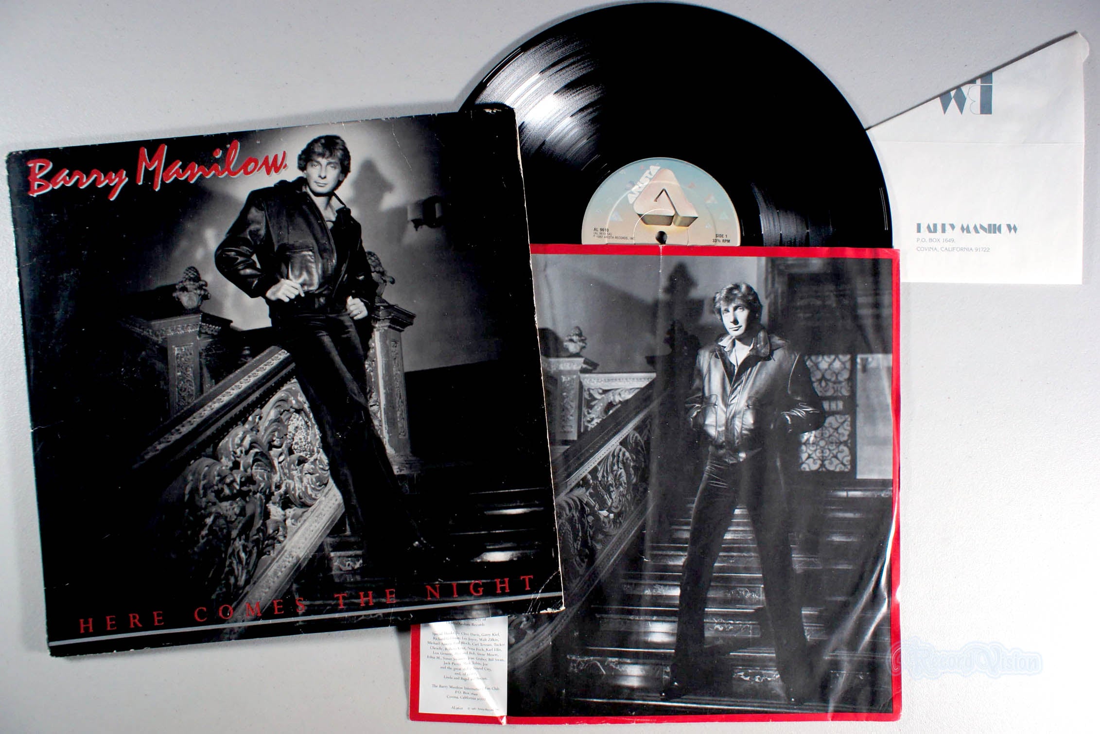 Barry Manilow - Here Comes the Night (front cover) Vinyl