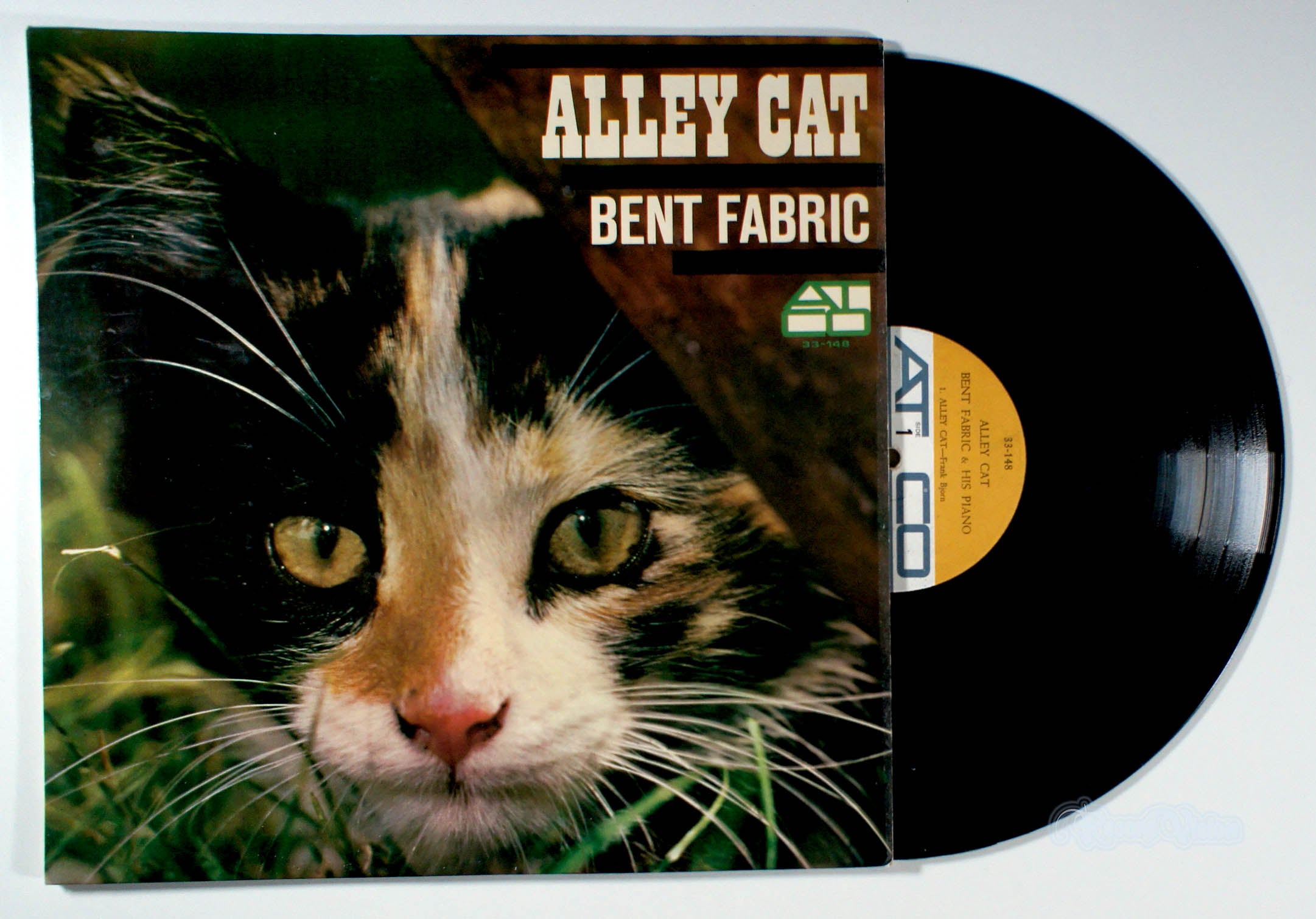 Bent Fabric - Alley Cat (front cover) Vinyl