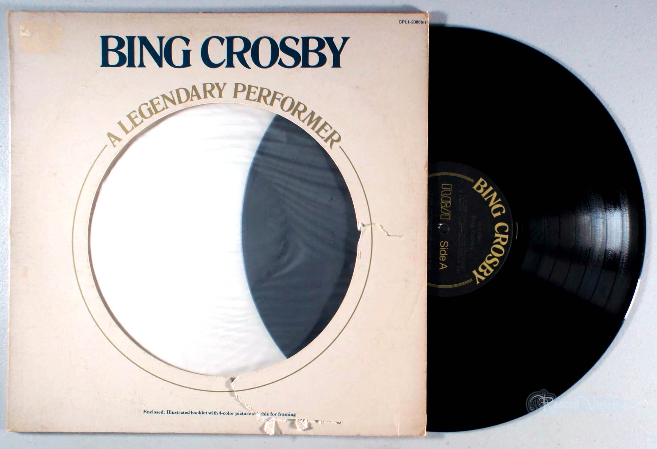 Bing Crosby - A Legendary Performer (front cover) Vinyl