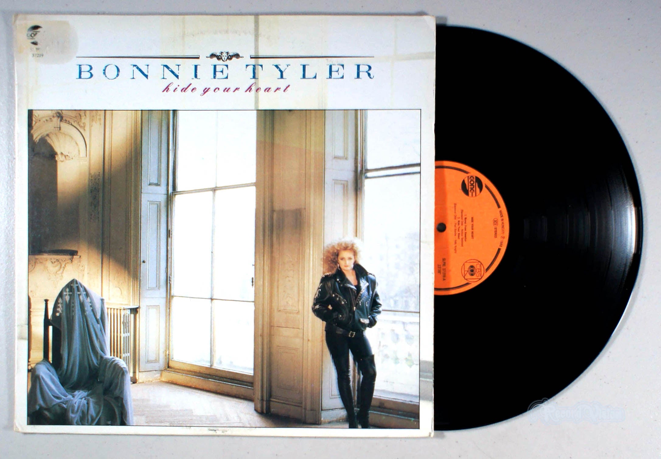 Bonnie Tyler - Hide Your Heart (front cover) Vinyl