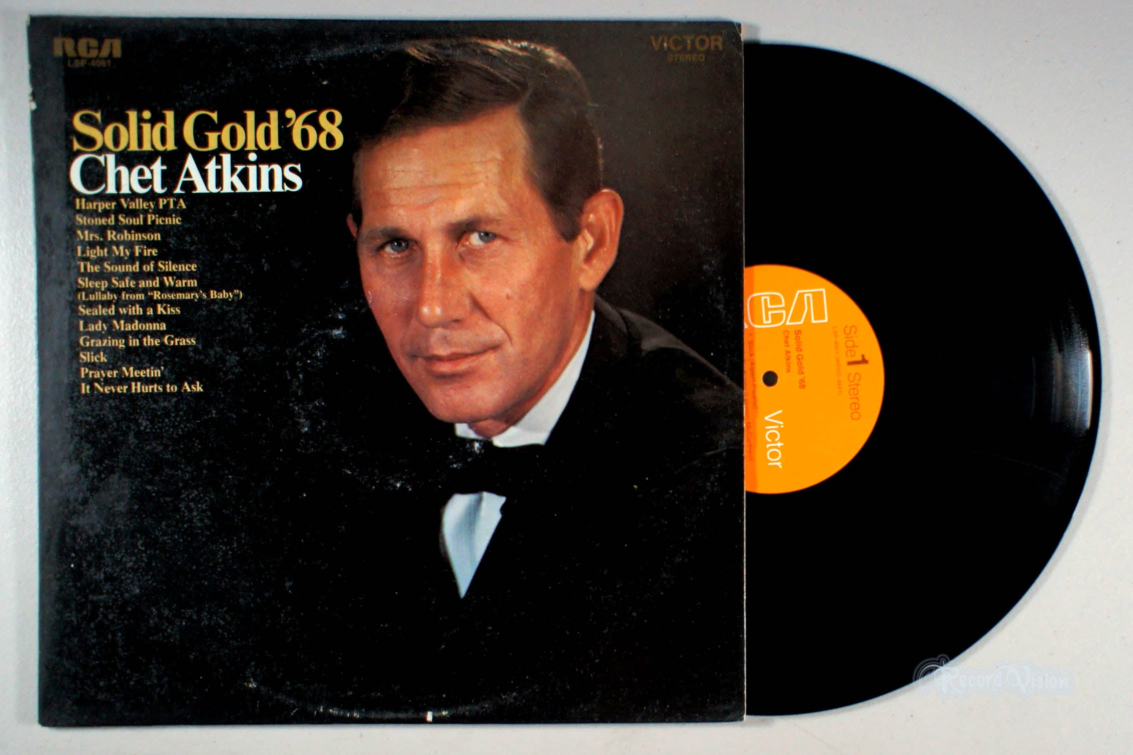 Chet Atkins - Solid Gold '68 (front cover) Vinyl
