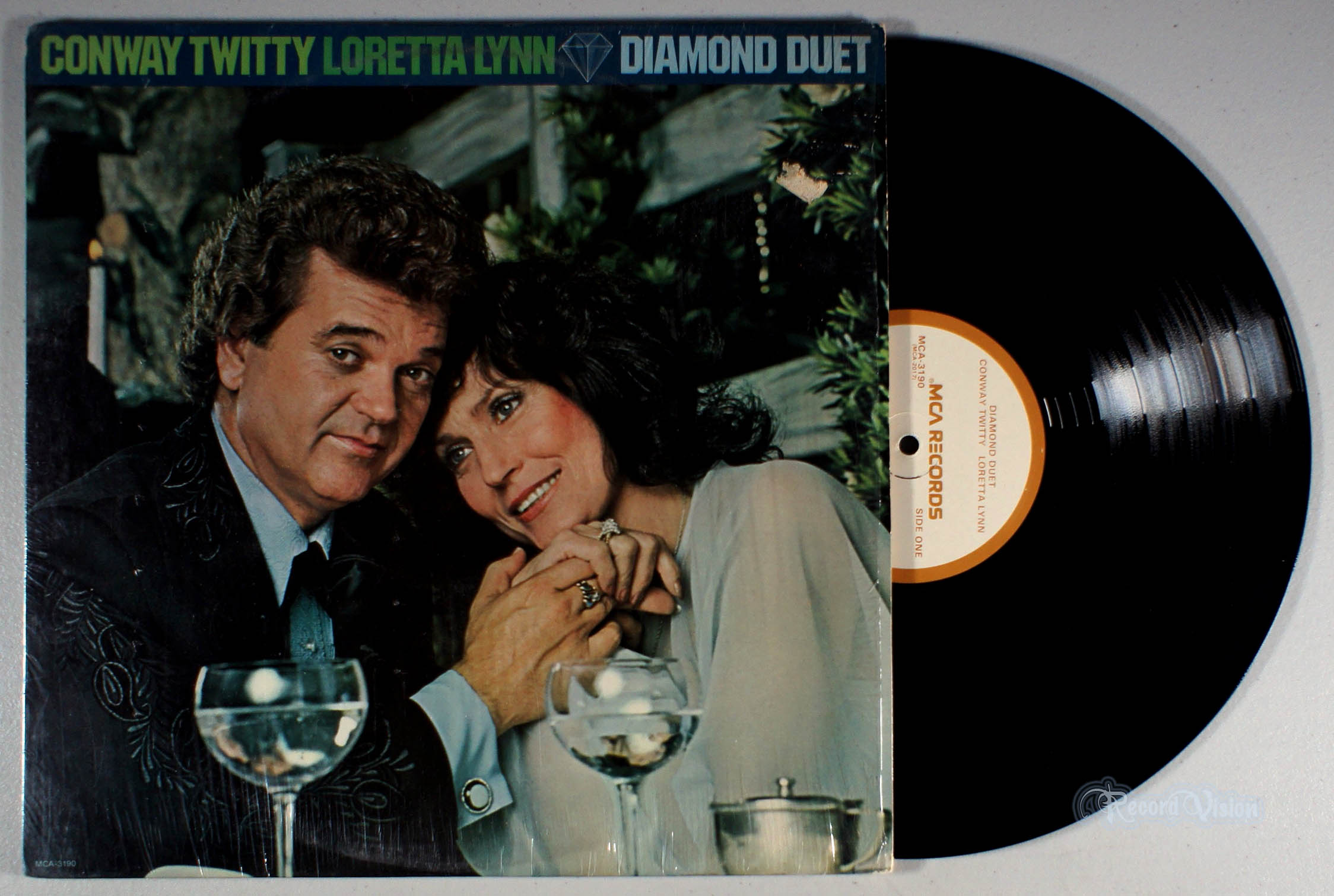 Conway Twitty and Loretta Lynn - Diamond Duet (front cover) Vinyl