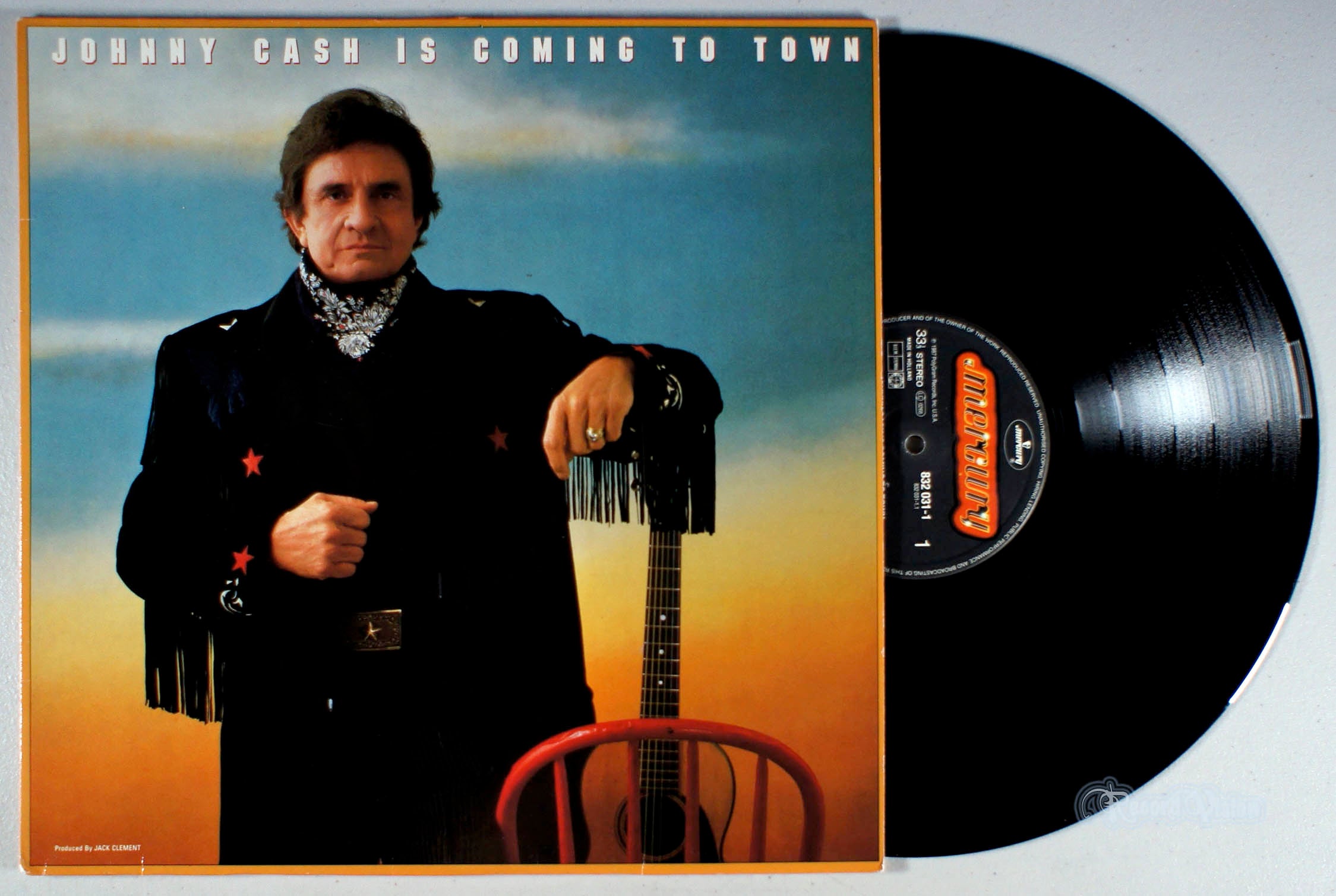 Johnny Cash - Is Coming to Town (front cover) Vinyl