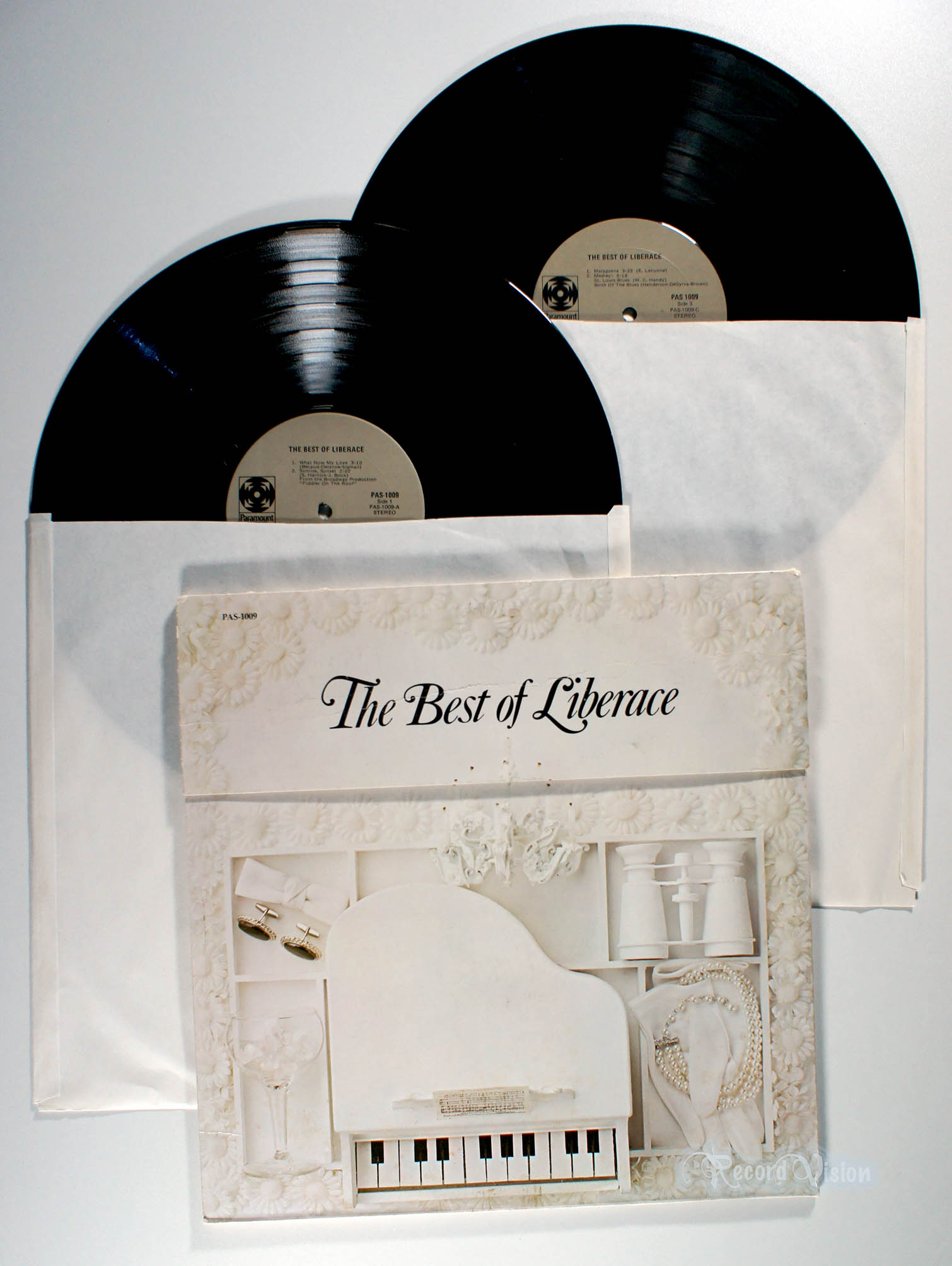 Liberace - The Best Of (front cover) Vinyl