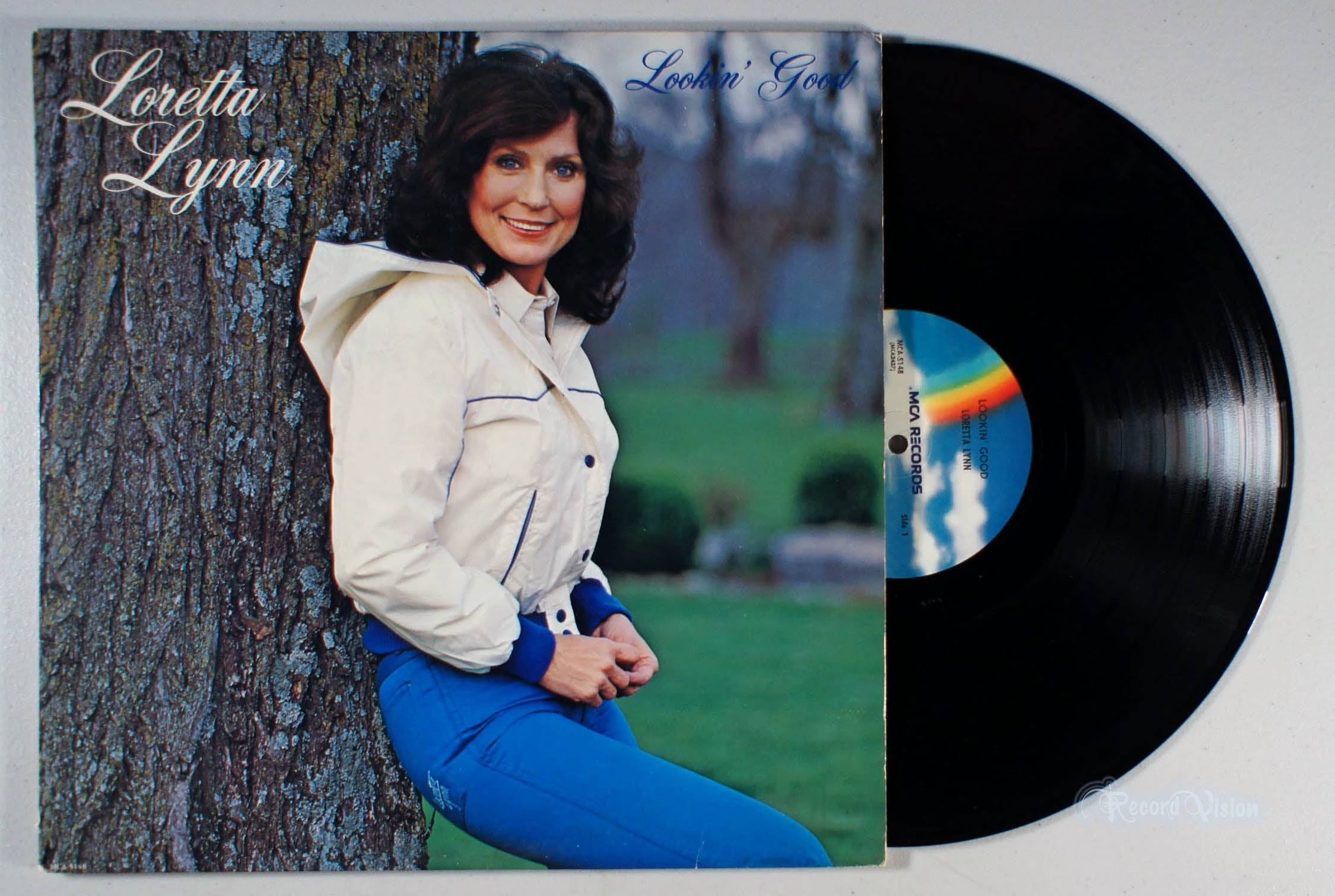 Loretta Lynn - Lookin' Good (front cover) Vinyl