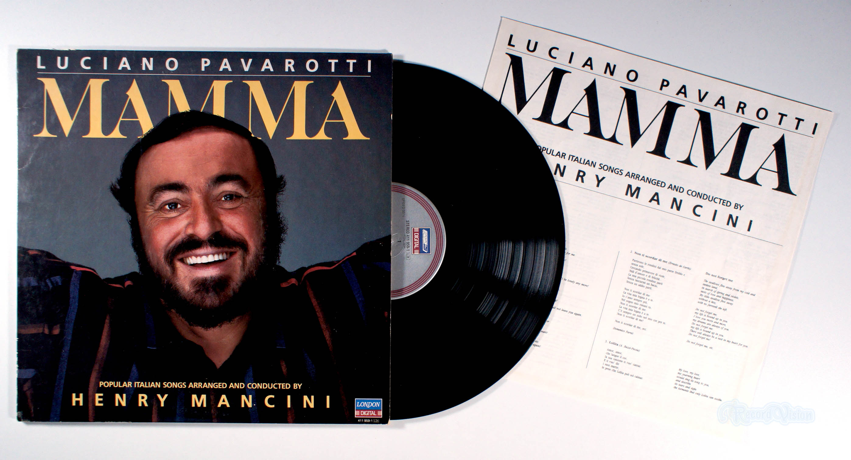 Luciano Pavarotti - Mamma: Popular Italian Songs (front cover) Vinyl
